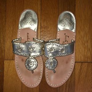 WOMEN’S SIZE 6 GOLD JACK ROGERS SANDALS